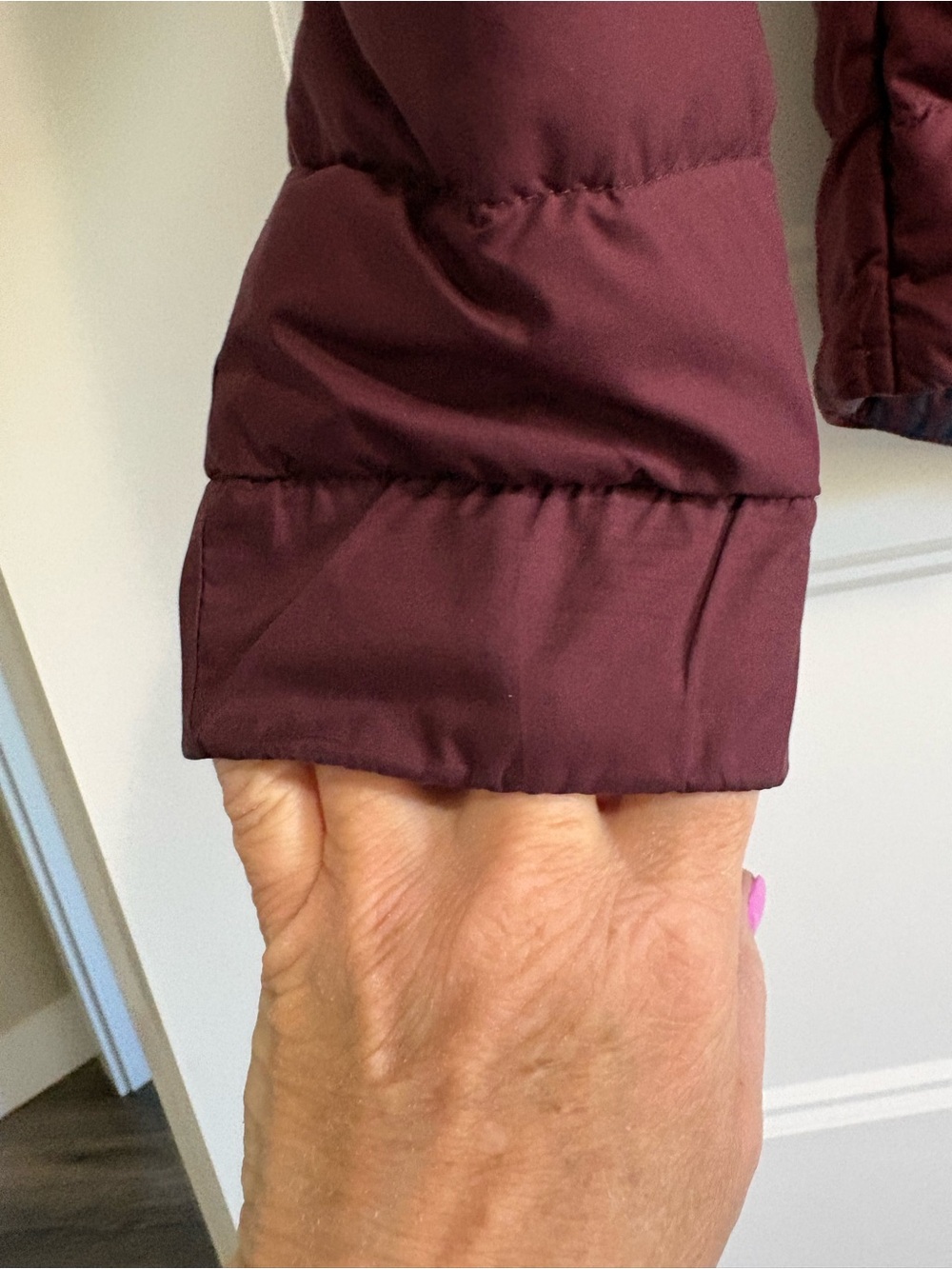 LululemonFluffin Sweat Life Goose Down Plum Purple Hooded Jacket Coat Size 8 - Picture 13 of 16